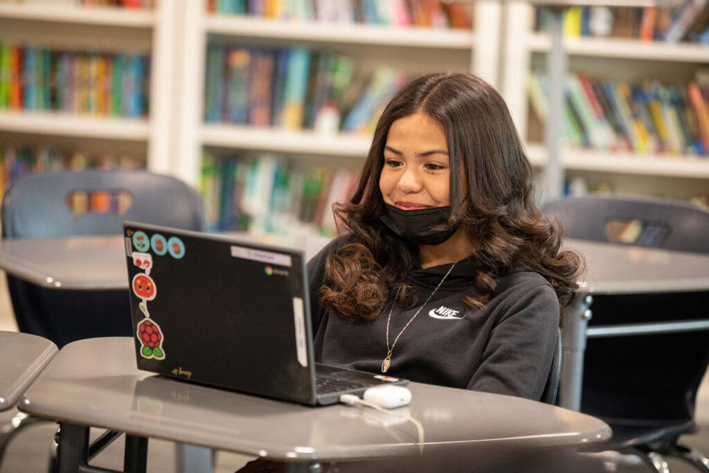 KIPP Sunshine Peak Academy (5 8) KIPP Colorado Public Schools